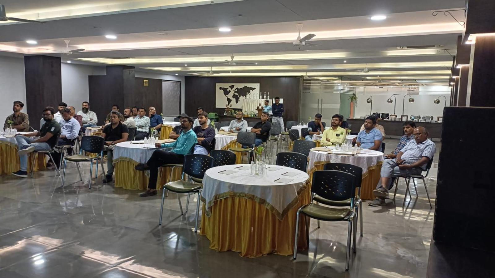 Hotel Shivalik - Mehsana Mahesana 外观 照片